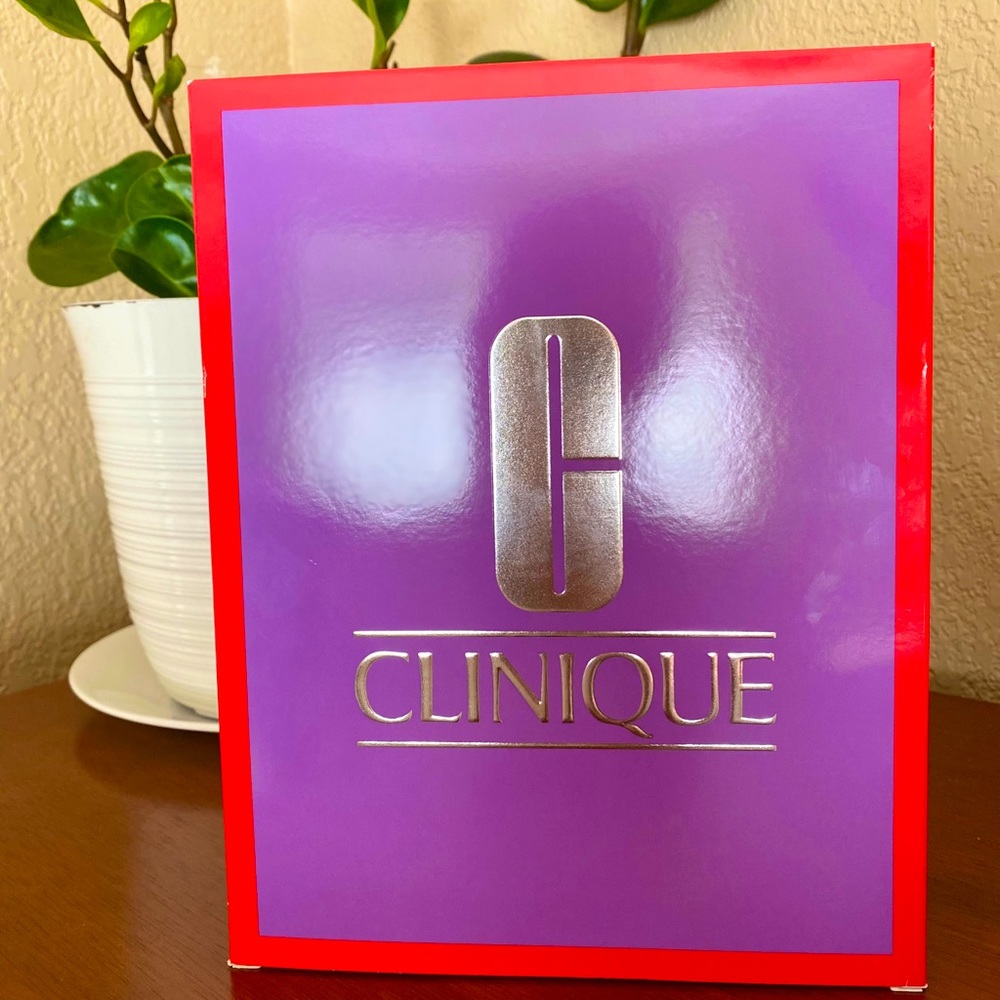 Clinique great skin everywhere gift set NIB